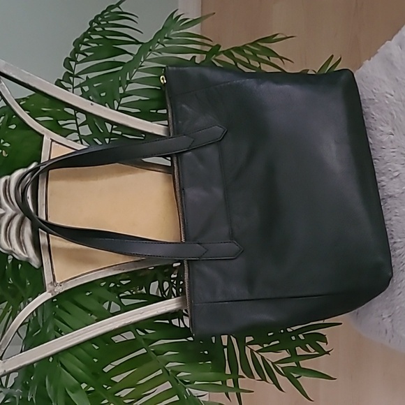 Black Leather Tote Bag ❤️ - Picture 3 of 12